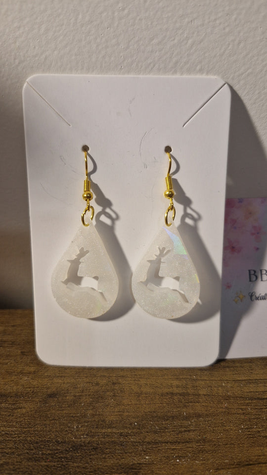 Boucle d'oreille cerf relief